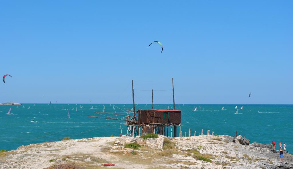 Camping Village Baia Falcone 维耶斯泰 外观 照片